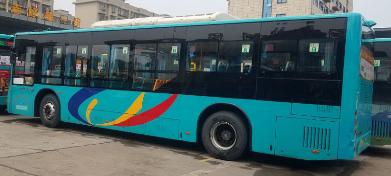 湖南邵阳邵阳市区公交车媒体海报